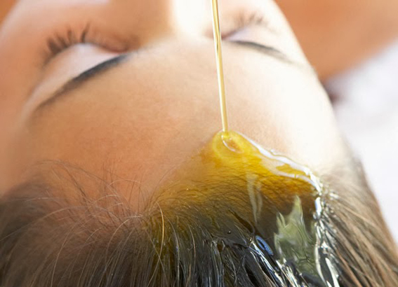 Benefits of Using Castor Oil for Hair Care